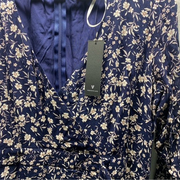 Lulus Mini Floral Ruffled Tier Dress sz M NWT - Picture 3 of 5